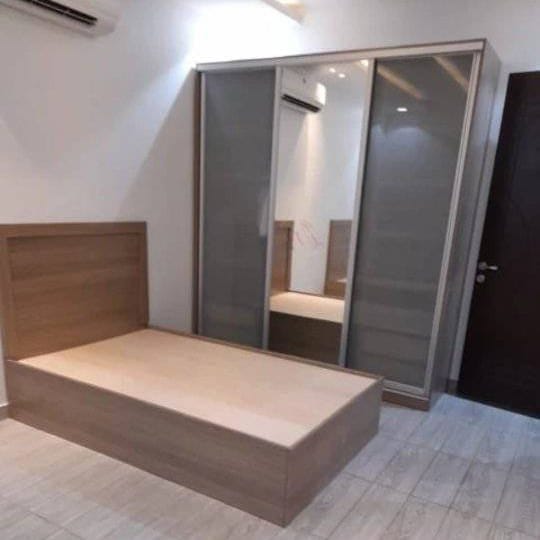 و تركيب الأبواب وصيانته